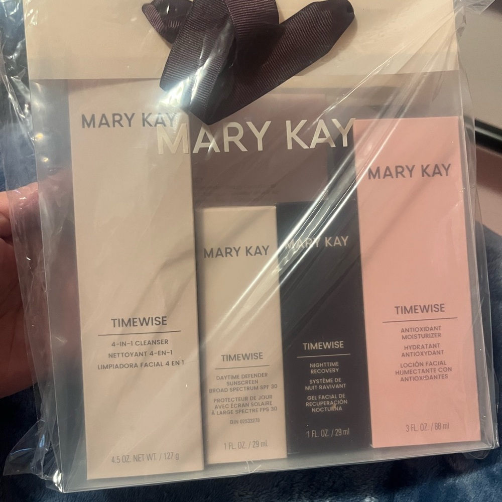 Mary Kay TimeWise Skincare Set - Pink and Black
